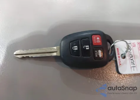 2012 Toyota Camry Le z USA, uszkodzony, nr VIN 4T1BF1FK1CU080262